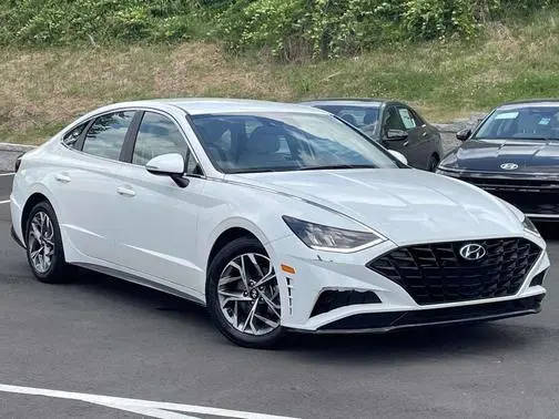 2023 Hyundai Sonata SEL FWD photo