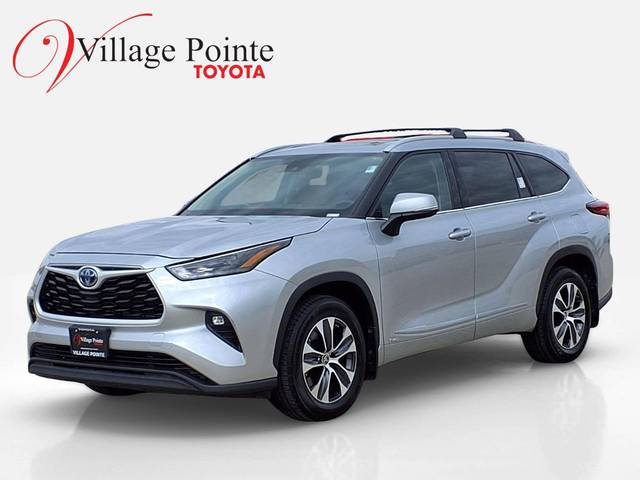 2022 Toyota Highlander Hybrid XLE AWD photo