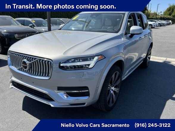 2023 Volvo XC90 Recharge Ultimate Bright Theme AWD photo