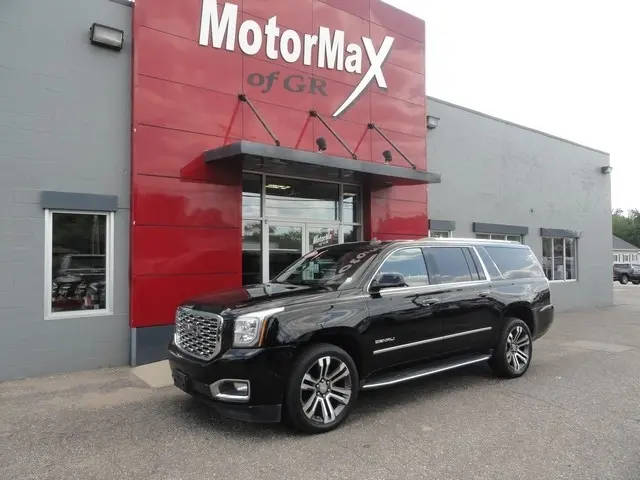 2020 GMC Yukon XL Denali 4WD photo