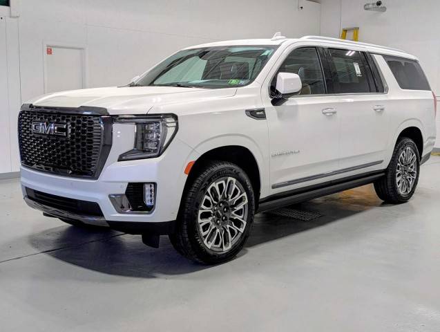2023 GMC Yukon XL Denali Ultimate 4WD photo