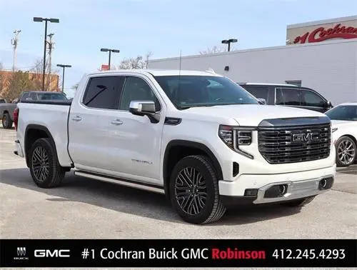 2022 GMC Sierra 1500 Denali Ultimate 4WD photo