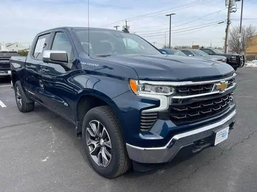 2022 Chevrolet Silverado 1500 LT 4WD photo