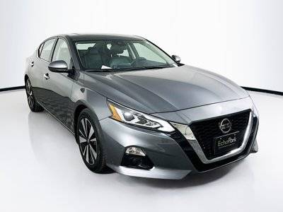 2022 Nissan Altima 2.5 SL FWD photo