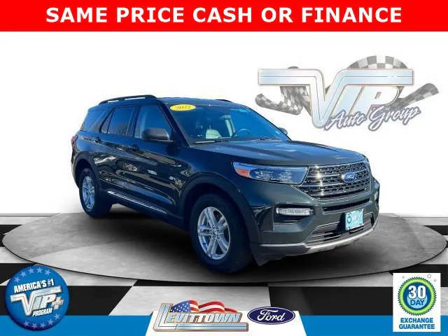 2022 Ford Explorer XLT 4WD photo