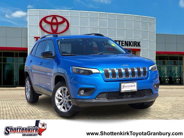 2022 Jeep Cherokee Latitude Lux 4WD photo