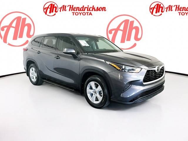 2022 Toyota Highlander L FWD photo