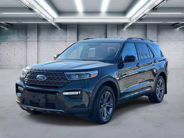 2022 Ford Explorer XLT 4WD photo