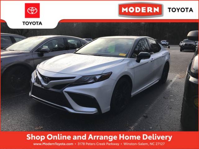 2023 Toyota Camry XSE FWD photo