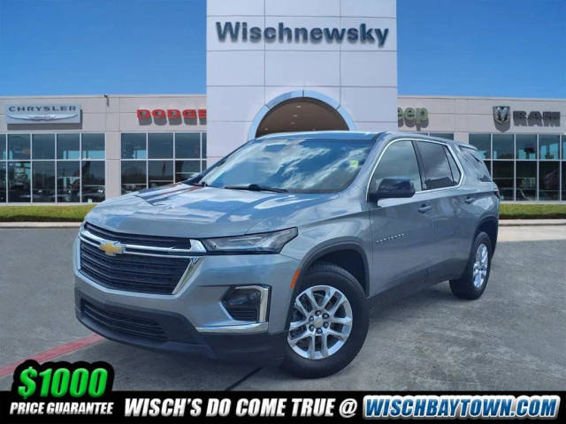 2023 Chevrolet Traverse LS FWD photo