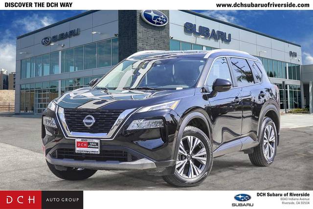 2022 Nissan Rogue SV FWD photo