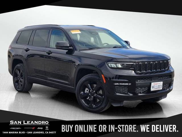 2023 Jeep Grand Cherokee L Limited RWD photo