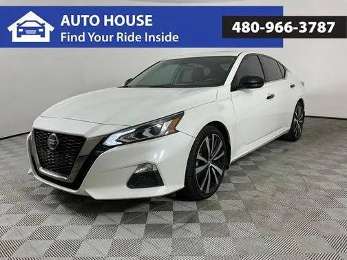 2022 Nissan Altima 2.0 SR FWD photo