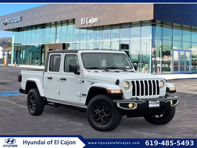 2022 Jeep Gladiator Sport S 4WD photo