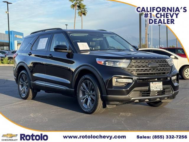 2022 Ford Explorer XLT 4WD photo