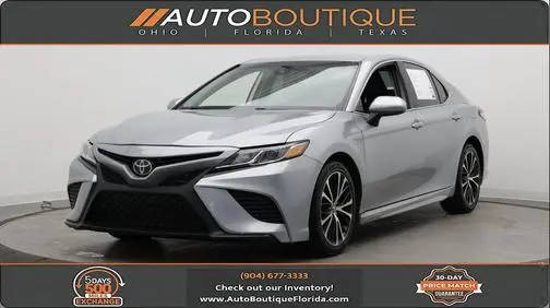 2020 Toyota Camry SE FWD photo