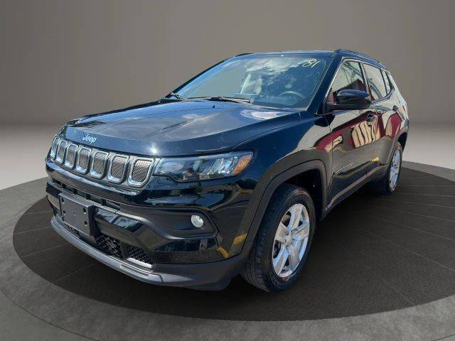 2022 Jeep Compass Latitude 4WD photo
