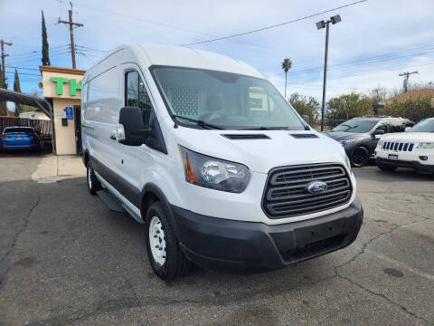 2018 Ford Transit Van  RWD photo