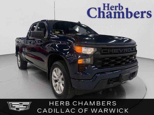 2022 Chevrolet Silverado 1500 Custom 4WD photo