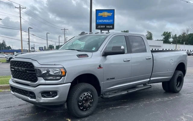 2022 Ram 3500 Big Horn 4WD photo