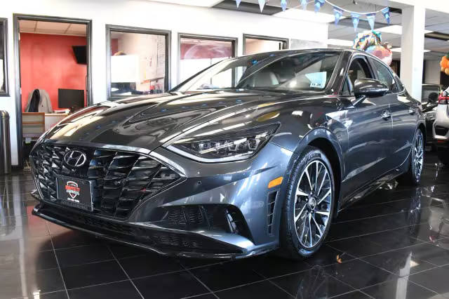 2023 Hyundai Sonata Limited FWD photo