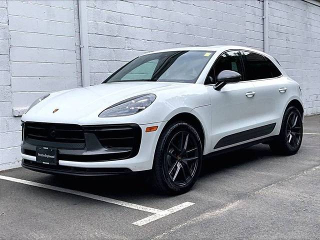 2023 Porsche Macan T AWD photo