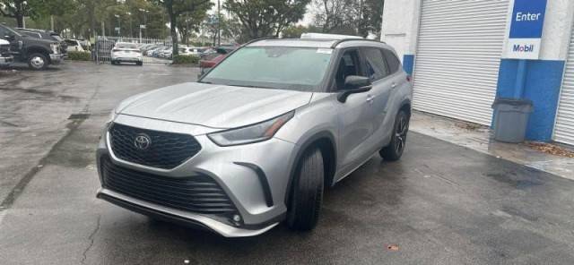 2022 Toyota Highlander XSE FWD photo