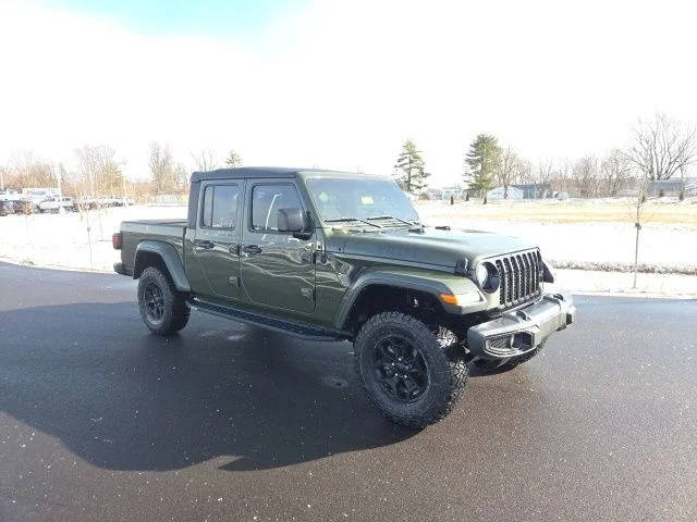 2022 Jeep Gladiator Willys Sport 4WD photo