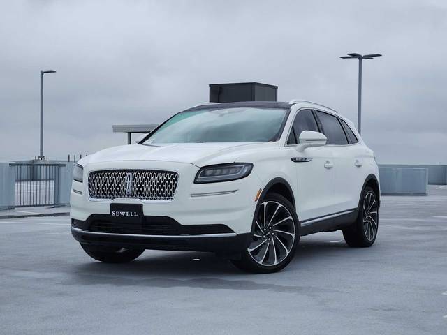 2022 Lincoln Nautilus Reserve AWD photo