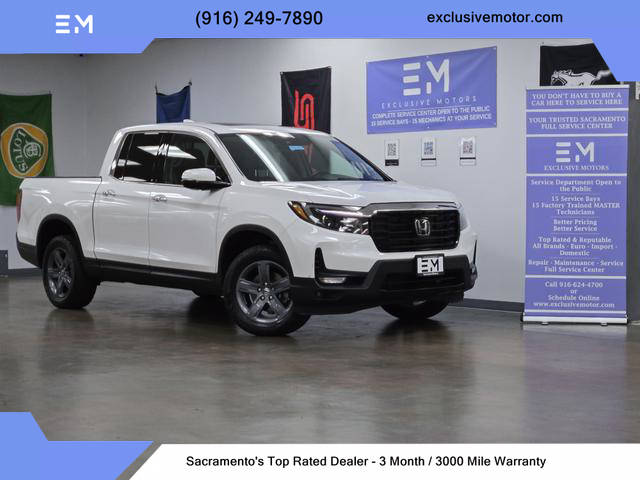 2023 Honda Ridgeline RTL-E AWD photo