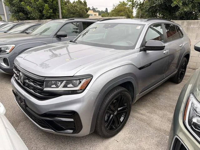 2023 Volkswagen Atlas Cross Sport 2.0T SEL R-Line Black AWD photo