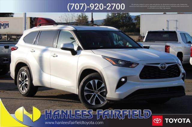 2022 Toyota Highlander XLE AWD photo