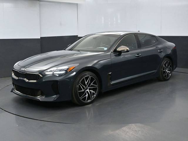 2022 Kia Stinger GT-Line RWD photo