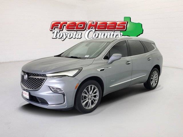 2023 Buick Enclave Avenir AWD photo