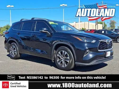 2022 Toyota Highlander XLE AWD photo