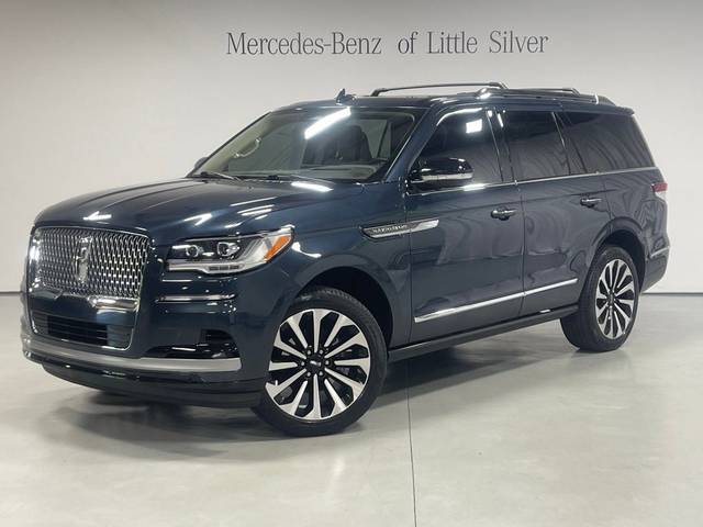 2022 Lincoln Navigator Reserve 4WD photo