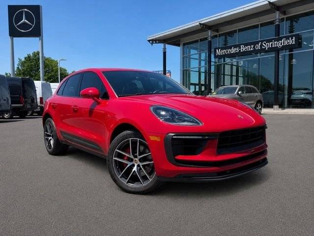 2022 Porsche Macan S AWD photo