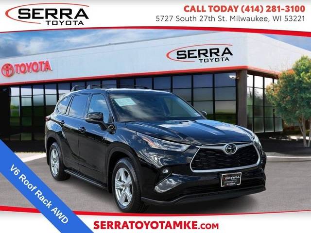2022 Toyota Highlander LE AWD photo