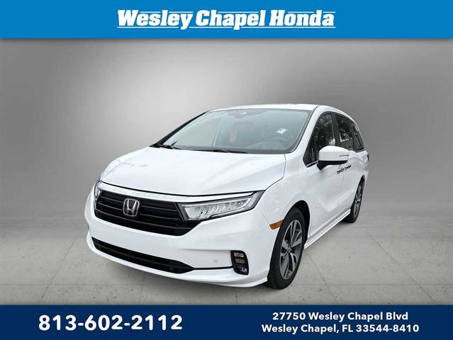 2023 Honda Odyssey Touring FWD photo
