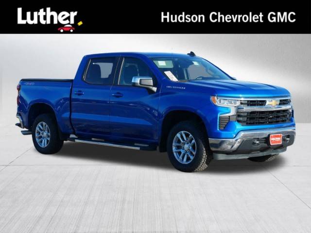 2022 Chevrolet Silverado 1500 LT 4WD photo