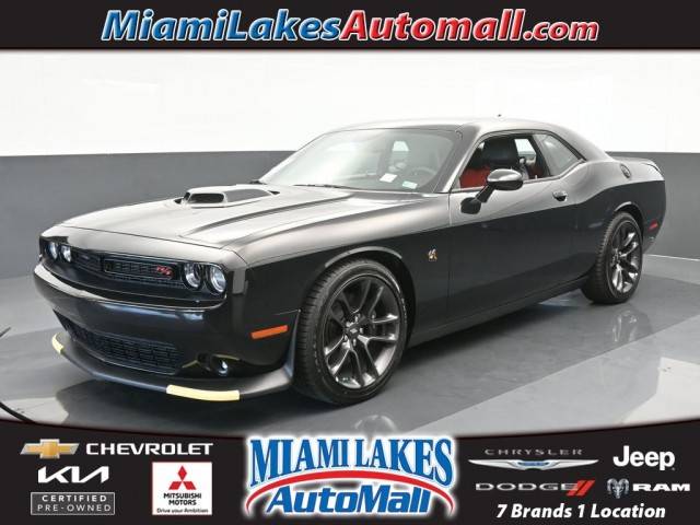 2022 Dodge Challenger R/T Scat Pack RWD photo