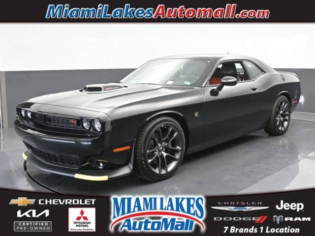 2022 Dodge Challenger R/T Scat Pack RWD photo