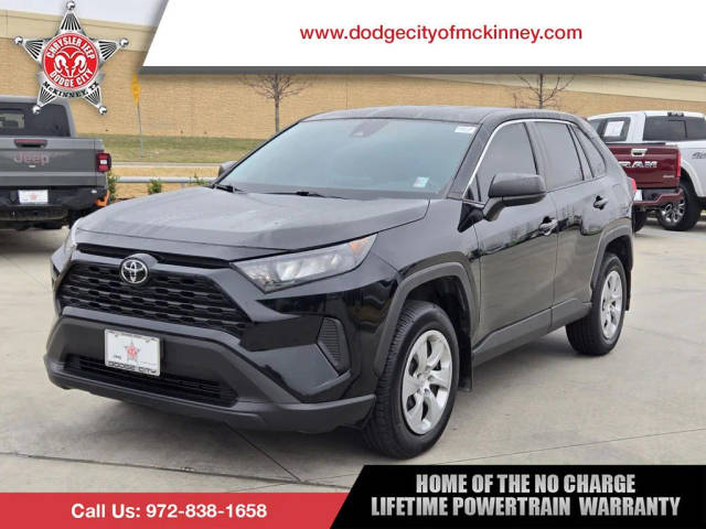 2022 Toyota RAV4 LE FWD photo