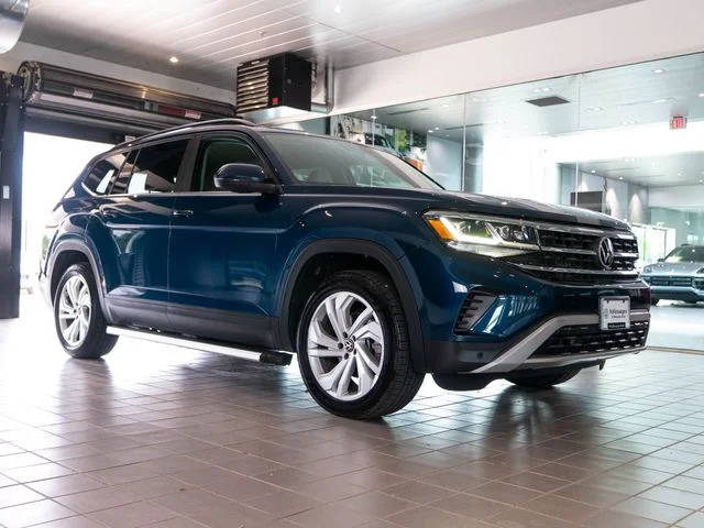 2023 Volkswagen Atlas 3.6L V6 SE w/Technology AWD photo