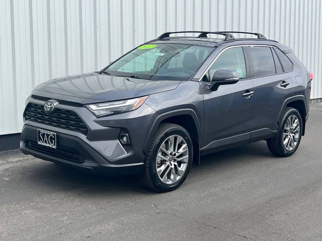 2022 Toyota RAV4 XLE Premium FWD photo