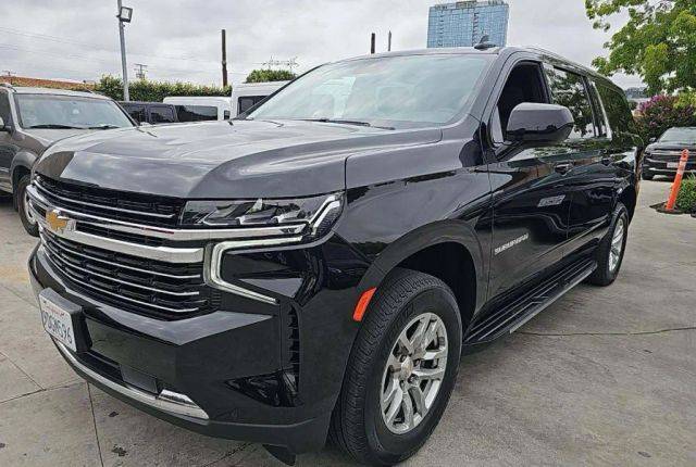 2023 Chevrolet Suburban LT RWD photo