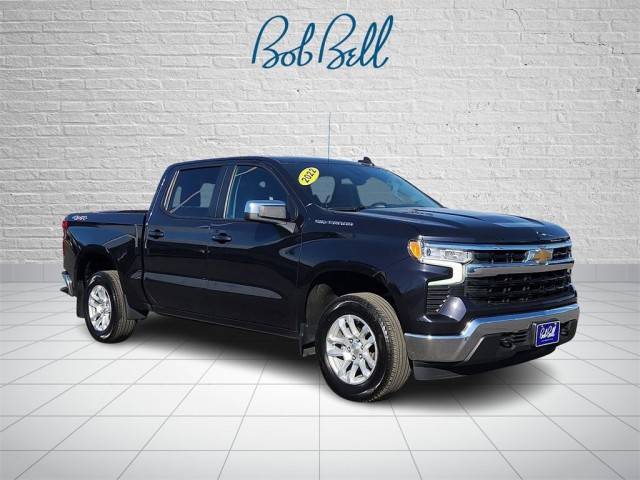 2022 Chevrolet Silverado 1500 LT 4WD photo