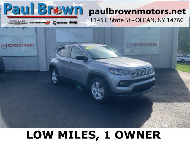 2022 Jeep Compass Latitude 4WD photo
