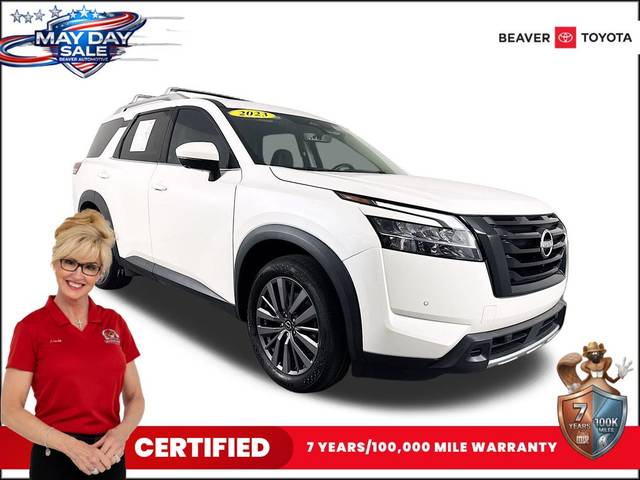 2023 Nissan Pathfinder SL 4WD photo