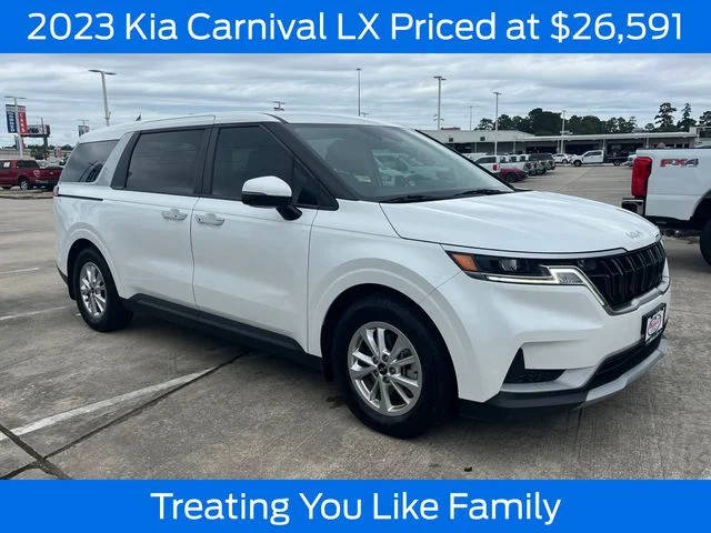 2023 Kia Carnival LX FWD photo